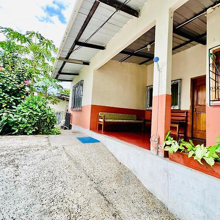 Casa Independiente Puerto Ayora  Exterior foto